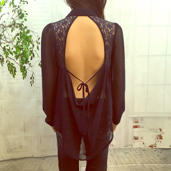 Charlotte Russe Tops - Gorgeous Open Back Top